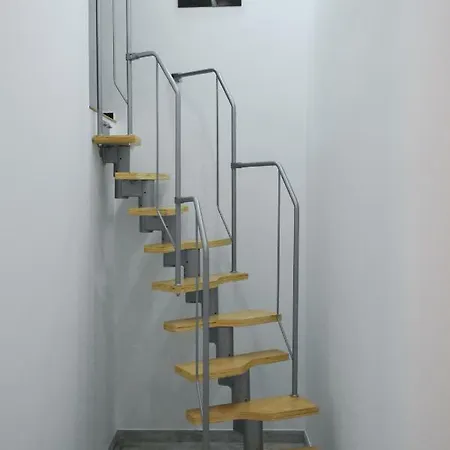 Modern Design In The Center 아파트 *