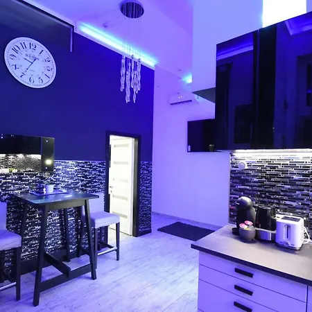 Modern Design In The Center * 부다페스트