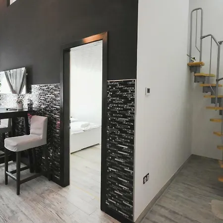 Modern Design In The Center Appartement